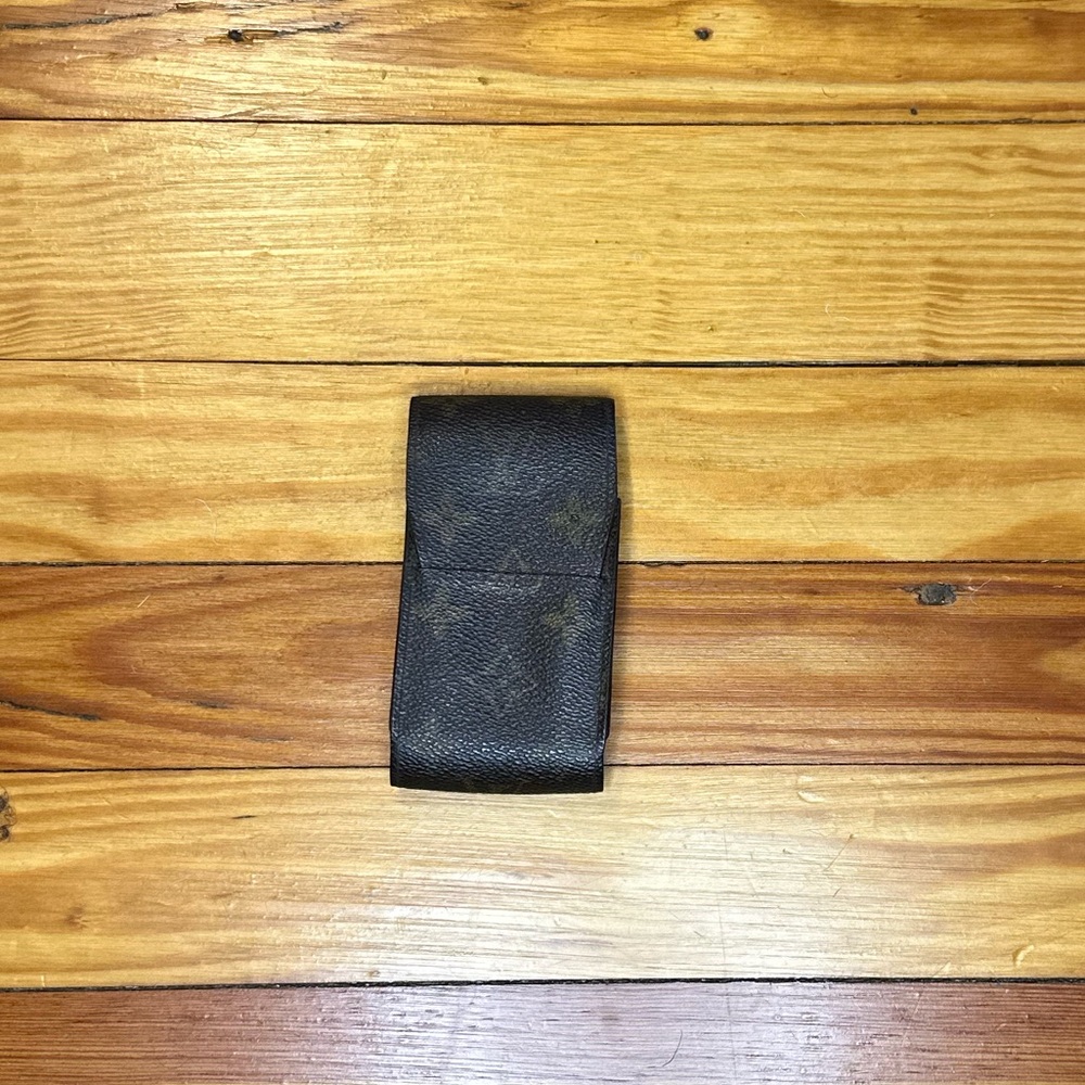 Louis Vuitton lipstick/cigarette holder